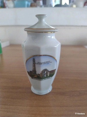 Ceramic decorative vase with lid like new, height 13 cm