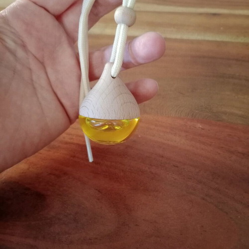 Car air freshener bubble gum scent new with glass bottle and wooden cap