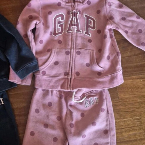Gap set for girls 3 years like new