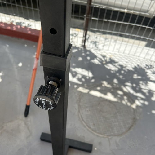 Bar without uprights