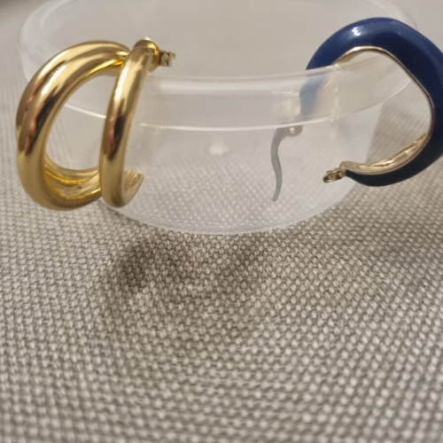 Single hoop earrings, gold and blue