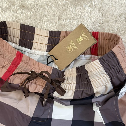 Burberry μαγιό σορτς σαν καινούργιο, μπεζ πολύχρωμο, μεγέθη M-L-XL