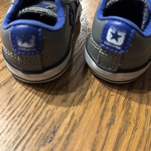 Converse All Star Kids Size 19 like new, gray and blue