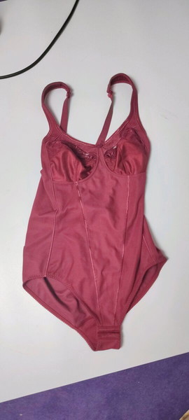 Γυναικείο κορμάκι εσώρουχο κόκκινο Anita 75 C