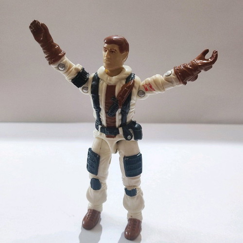 G.I. Joe Blizzard Figure Hasbro 1988 like new with slight knee crack