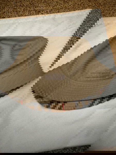 Шапка тип кофа Burberry