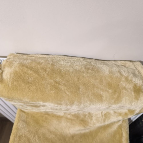Cat hammock with iron arms used, radiator mountable