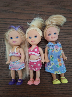 Set of 3 small dolls 10 cm like new