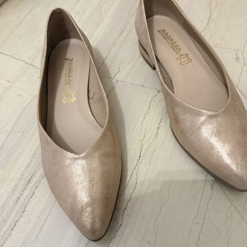 Tamaris flat shoes like new, size 37, gold