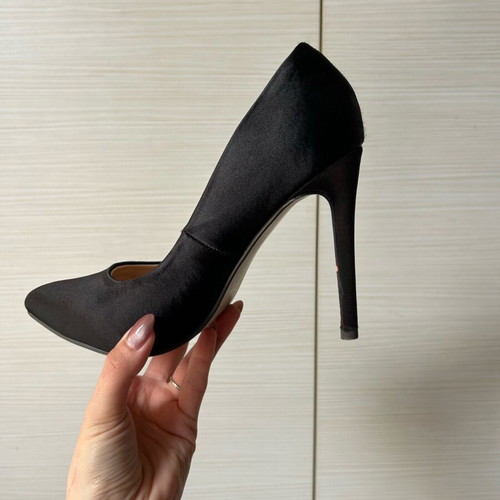 Sergio Todzi black stiletto heels like new, size 38