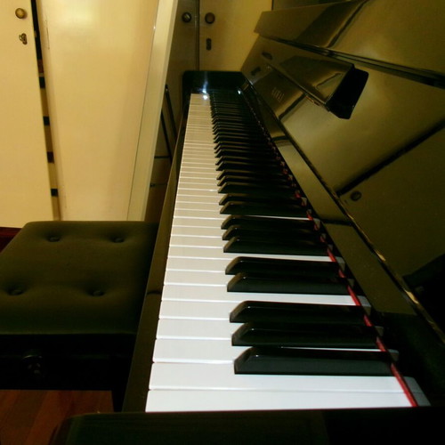 Kawai HAT-20 Silent piano used with stool and headphones