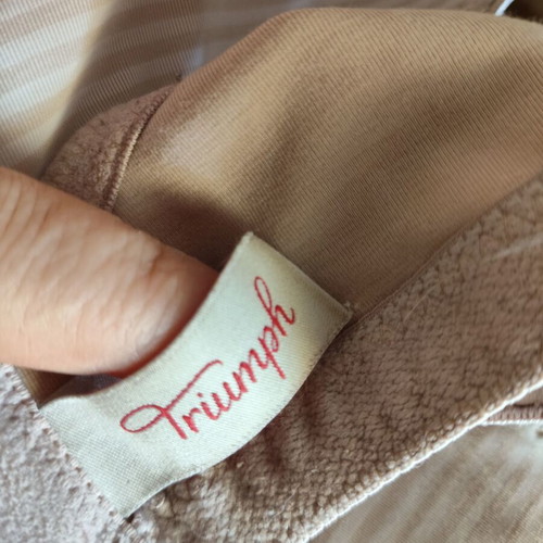 Triumph beige bra 105D, modern soft with light padding and underwire