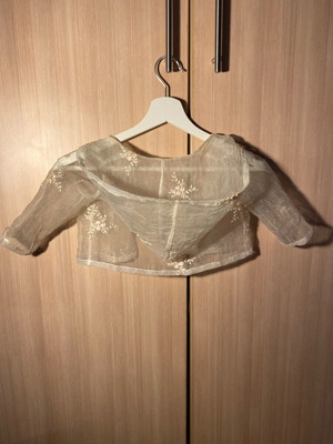 Children's jacket like new, transparent with flowers