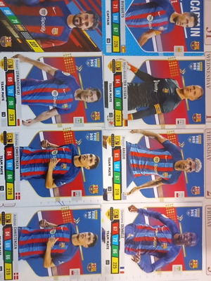 Barcelona football cards like new, pack of 8