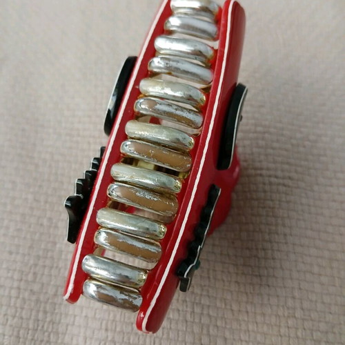 Artstar hair clip red with cat design like new