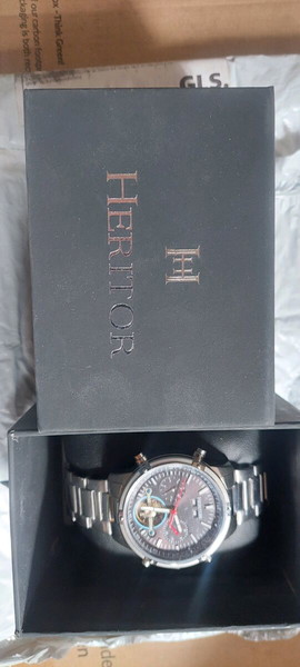 Часовник HERITOR