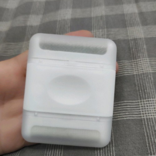 Clothes lint remover size 6 with box