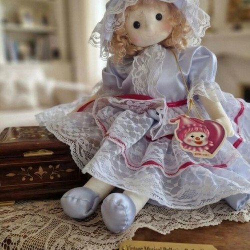 Collectible doll with music and movement from 1980s, new