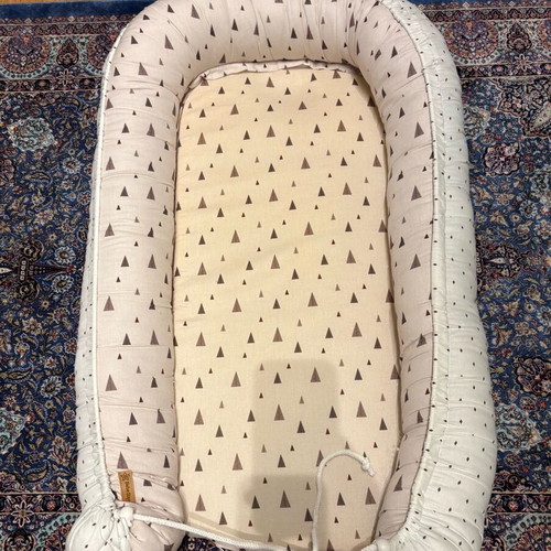 Baby nest like new 70x50 cm with zipper for washing