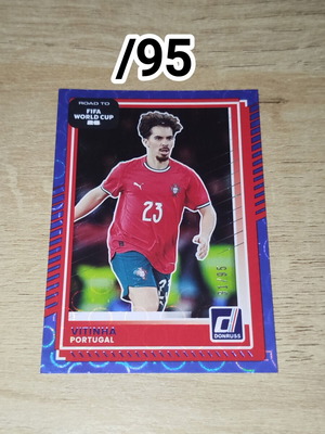 2025-26 Donruss FIFA World Cup Vitinha Blue Pyramids κάρτα σαν καινούργιο