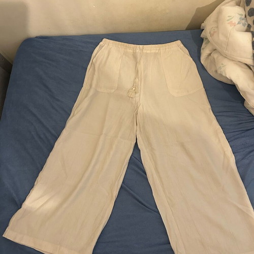Summer pants Pull & Bear like new, size M, white and beige