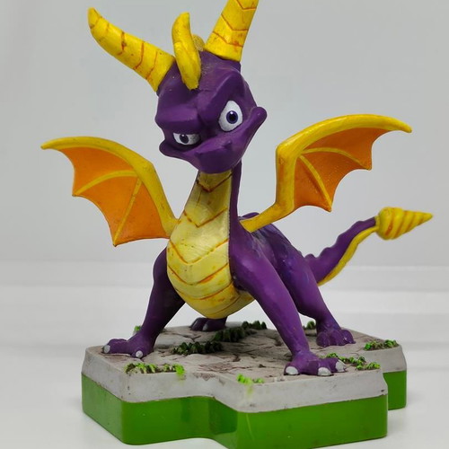Spyro The Dragon Totaku Collection 10cm figure hand-painted like new