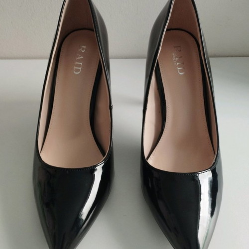 Raid stiletto pump new, black patent leather, size 39/39.5