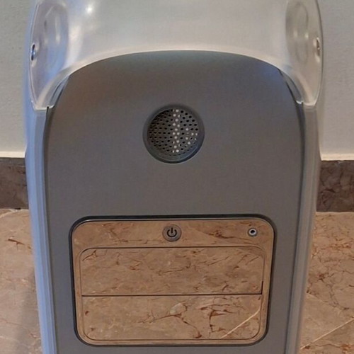 Apple Power Mac G4 (MDD) case with Thermaltake 550W PSU
