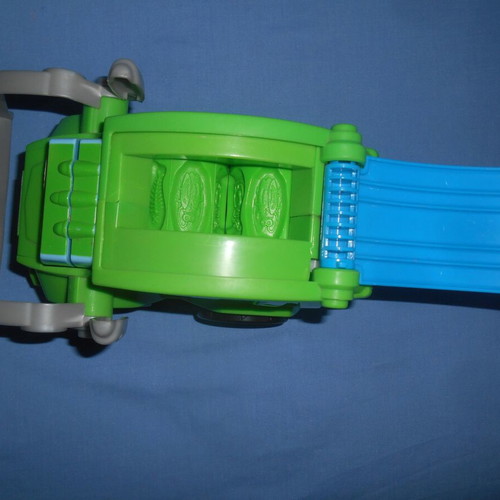 Play Doh garbage truck used