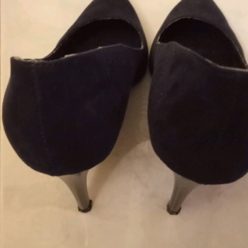 Leather pumps like new, blue, size 36, 8cm heel