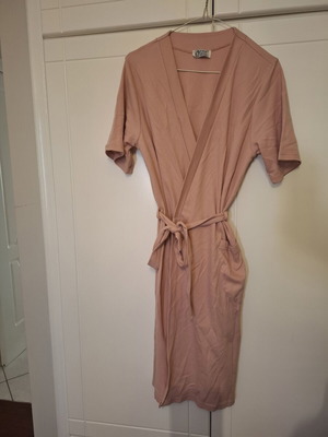 P.N.N. Nightwear ροζ βαμβακερή ρόμπα μαιευτηρίου σαν καινούργια με ζώνη και τσέπες