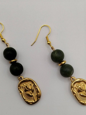 Handmade earrings with natural jade and hematite, new