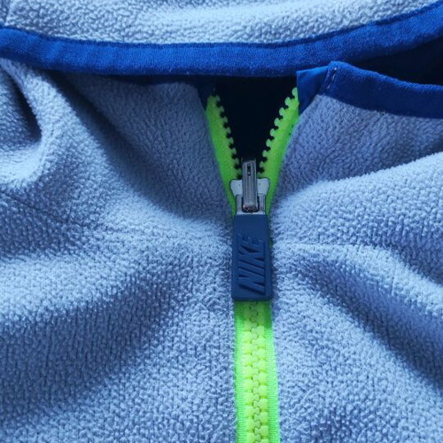 Nike lightweight double face jacket used with pocket damage