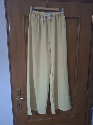 Mochy women's palazzo pants new, size small/medium