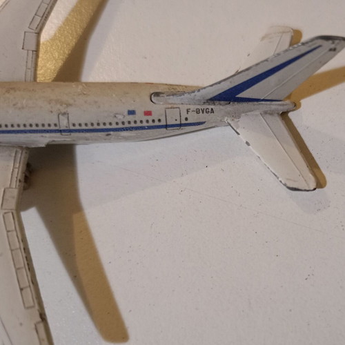 Vintage metal Airbus A300B model airplane Air France used
