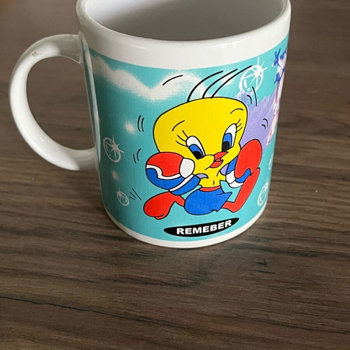 Tweety Mug used, Looney Tunes Warner Bros 1996