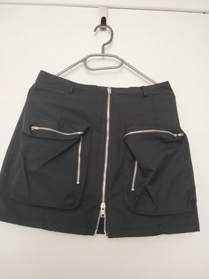 Skirt with zippers like new, black, size M