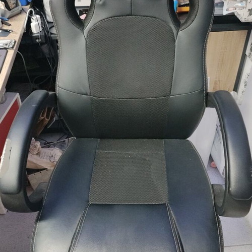 Meetion gaming chair new unused