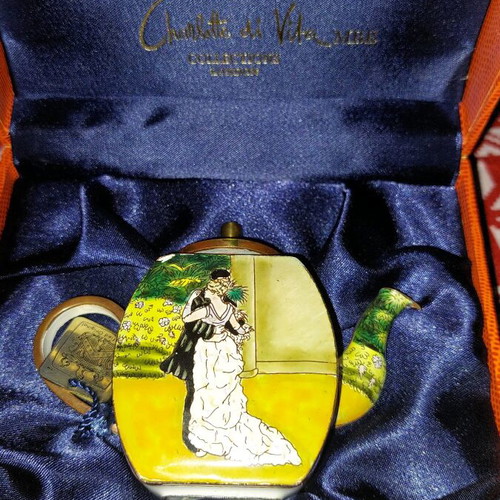 Charlotte di Vita wedding teapot used, numbered edition