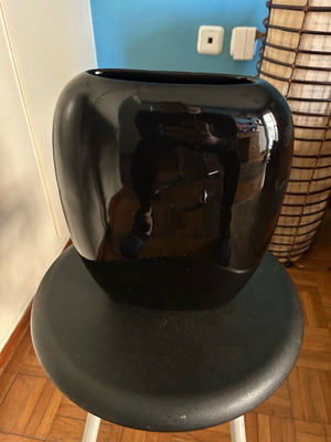 Decorative vase like new