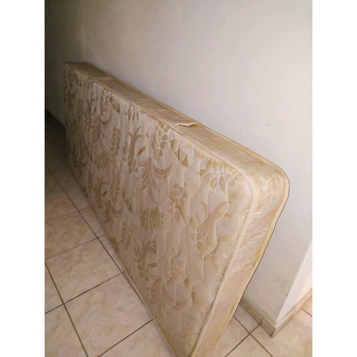 Single bed mattress used 2.00m x 0.90m