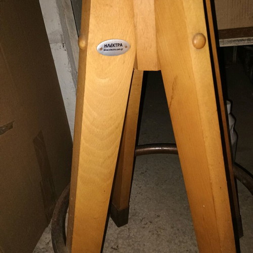 Bar stool used in very good condition