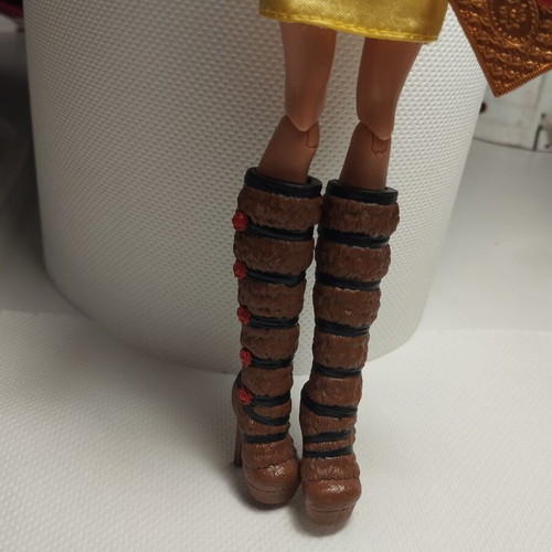 Rosabella Beauty Ever After High doll with 3D printed accessories
