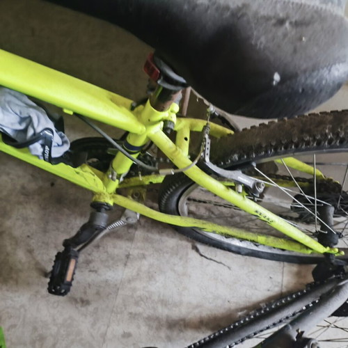 Orient Snake 24" mountain bike used, 7-speed, yellow