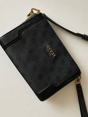 Guess women's shoulder bag, black