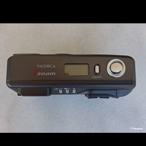 Yashica T Zoom camera like new, premium 35mm compact with zoom lens