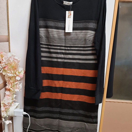 Derpouli elastic dress new from thick knitted fabric