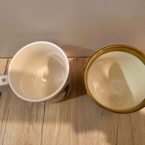 Mugs pack of 2 new, Christmas and blue