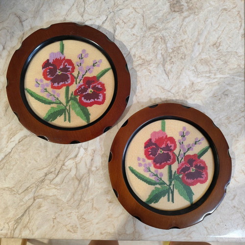 Frames with handmade floral embroidery used, set of 2