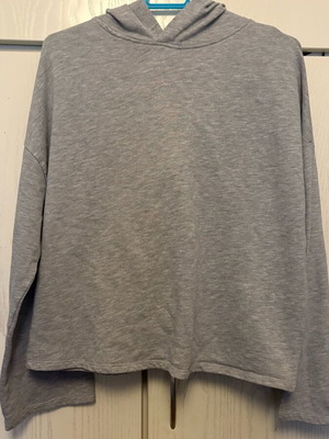 Zara crop sweatshirt gray size medium like new